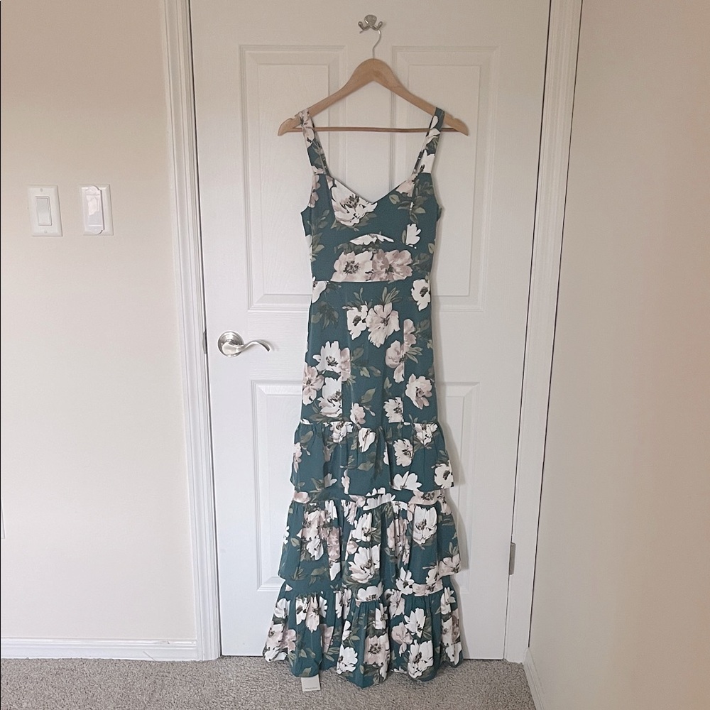 NWT Abercrombie & Fitch Drama Ruffle Tiered Maxi Dress